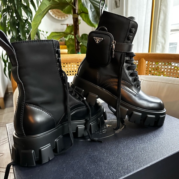 Prada combat boots : size 10.5/11; basic wear no issues 1.2k - Picture 5 of 7
